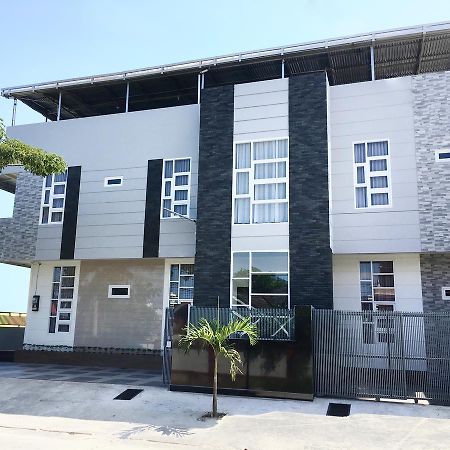 Grand Mulia Guest House Balikpapan  Esterno foto